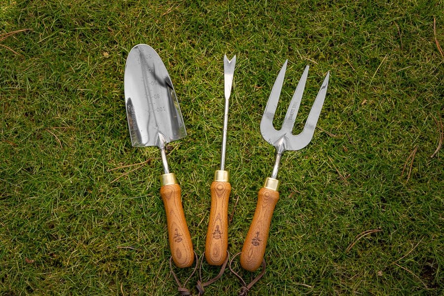 Sæt med 3 dele. "ASK" - Blomsterverden